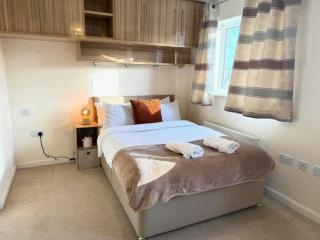 Comfortable 3 Bed Home away from Home - Bristol - 8