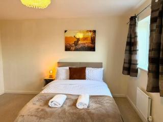 Comfortable 3 Bed Home away from Home - Bristol - 4