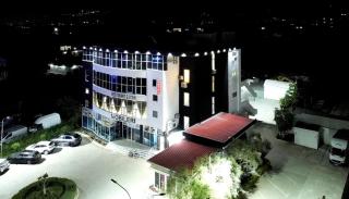 Grand Hotel Gjyshi - 0