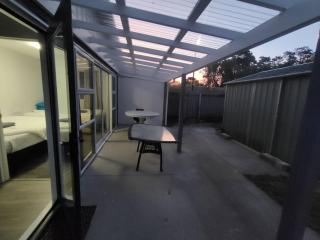 Small 3 bedroom Garden Chalet B - 7