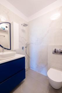 Seaview Apartment in Vlorë - 2