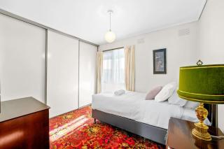 Timeless Frankston Heritage Family Home - Frankston - 1