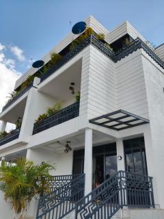 KIGALI WHITE HOMEs AND HOTEL - Kigali - 1