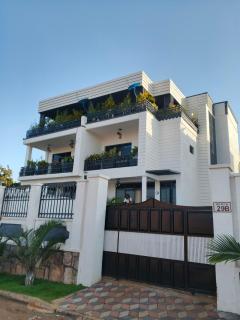 KIGALI WHITE HOMEs AND HOTEL - Kigali - 2