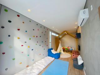 Industrial Chic Apt 5min from Campeche Beach - Florianópolis - 3