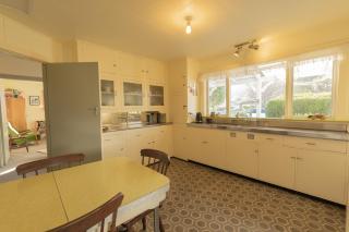 Classic Kiwi Bach Southbay - 6