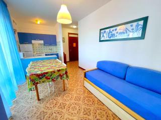 Apartment in Italy with Beach Service - 9