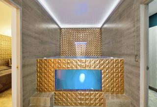 5 Bedroom Provenza! Golden Jacuzzi - 1 Block from lleras - Medellín - 9