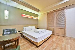 B&B Hotel - 8