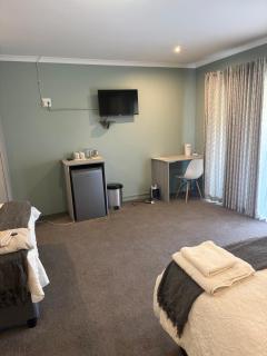 DM-DMZ Guesthouse - Clarens - 9