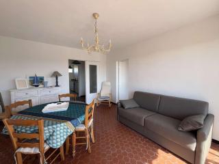 Appartement T2 calme avec clim, terrasse et parking au Lavandou - FR-1-308-211 - 6