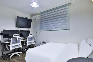 Hotel Gumi Wonpyeong-dong - 9