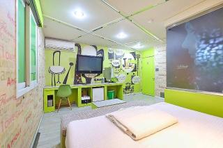 Busan Jaesong-dong WOW - Suyŏng - 1