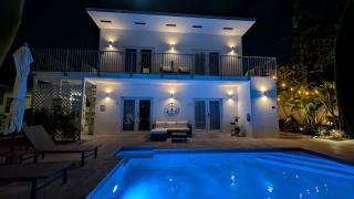 Inn On The Drive - 1