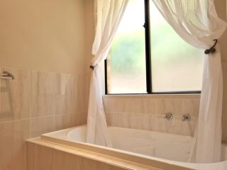 Moonta Bay Getaway - 2