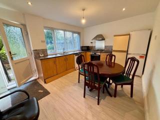 Room B in Selborne - Dudley - 5