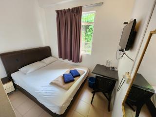 Rasa Motel at Batu Ferringhi - Batu Ferringhi - 0