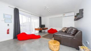 Salty Kisses Holiday House - 7