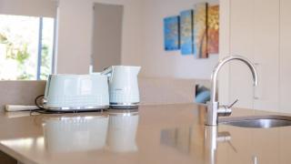 Beach, Golf, Day Spa & Poolside Luxury - Magenta - 3