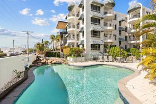 Coastal Retreat with Ocean Views - Caloundra - 6