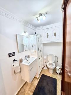 Joli et chic Appartement à Marrakech - balcon privé et confort - Oulad Akkou - 4