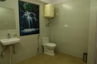 Sapphire B&B Near Mall Road - 3