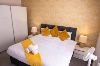 City Centre 2-BR Apt - Near NGH - Parking - NN1 - Northampton - 9