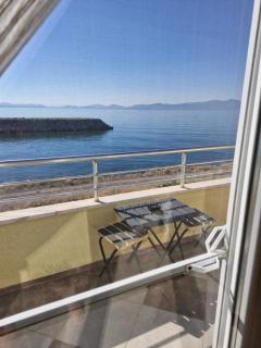 Family-Friendly 3BR Villa 50m to Beach Quiet & Spacious in Ayvalik - Ayvalık - 8