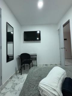 alojamiento independiente baño privado - Lima - 5