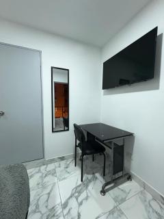 alojamiento independiente baño privado - Lima - 4
