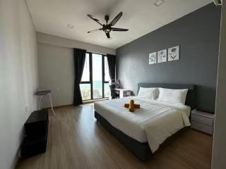 Deluxe Seaview Suite Tripe Bed with bath tub - Tanjong Tokong - 1