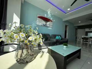 Deluxe Seaview Suite Tripe Bed with bath tub - Tanjong Tokong - 0