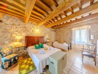 Farmhouse in Marche with Private Pool - 8