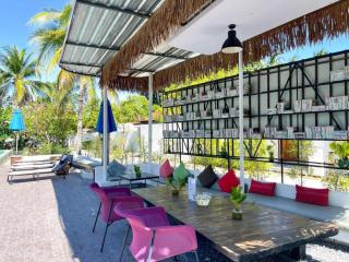 The Living Pool Villas - 9