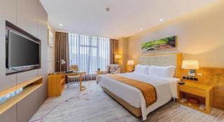 Golden Phoenix International Hotel - 1