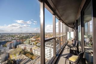 South Yarra 2 Bed with Superb views - 4 Day Minimum - 1