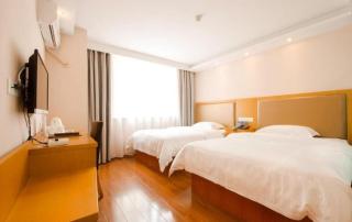 GreenTree Inn Yangshuo West Street Express Hotel - Yangshuo - 2