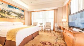Vienna International Hotel Kunming Guangfu Road Aegean Shopping Center - 1