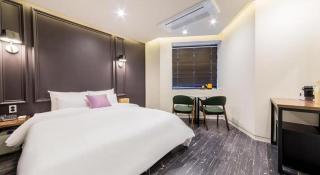 Plain Hotel - 4