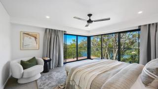 Waterfront Property At Horsfield Bay -late check out - Blackwall - 8