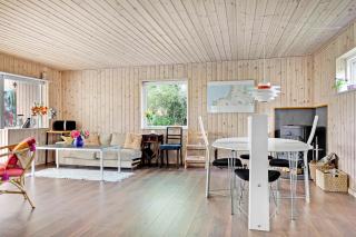 Scenic Summer House 600 Meters From Sandy Beach - Asnæs - 2