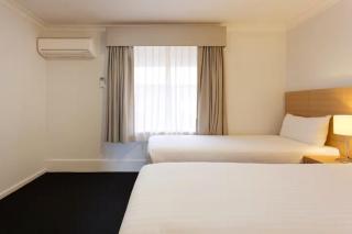 Oceanfront Wharf Stay Sleeps 6yachts & Views - Fremantle - 7