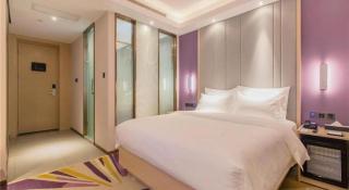 Lavande Hotels Wuhan Guanggu Yangjiawan Metro Station - 1