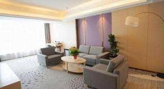 Lavande Hotels· Yueyang Linxiang Zhongfa - Yueyang - 7