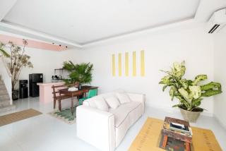 NEW Canggu Modern 3BR Villa with big Pool & Garden - Umalas - 8