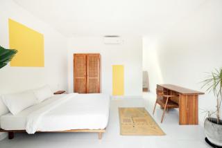 NEW Canggu Modern 3BR Villa with big Pool & Garden - Umalas - 2