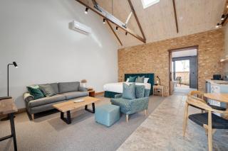 The Barns of Freeling - - 3