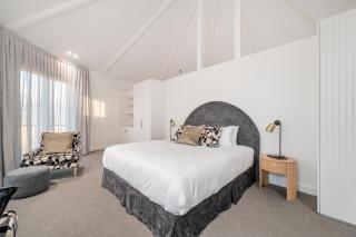 The Barns of Freeling - 2