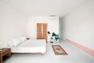 NEW Canggu Modern 3BR Villa with big Pool & Garden - Umalas - 5