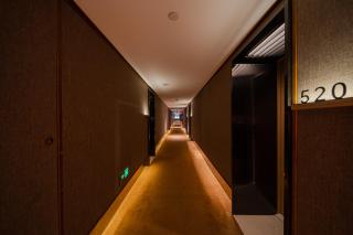 Jiting International Hotel Jiaotong University Light Rail Station - 6